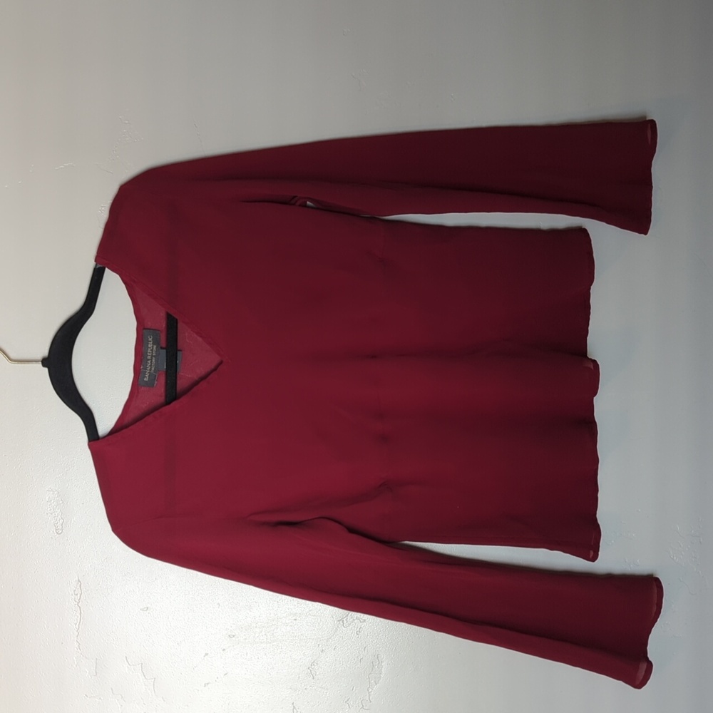 Banana Republic Factory Store Maroon Chiffon Long Sleeve Shirt‎ L